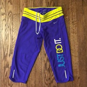 Nike Dri-Fit Cropped Legging